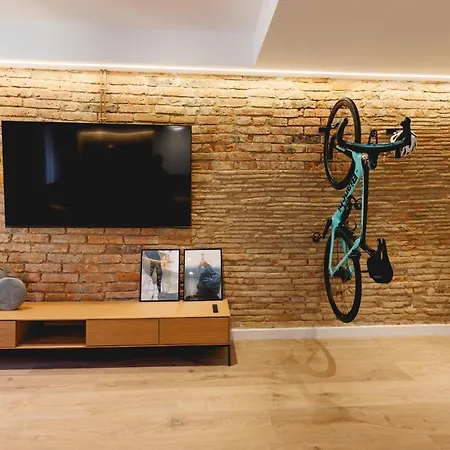 Bravissimo Cort Reial Duplex, Spacious With 3 Bedrooms Apartment Girona