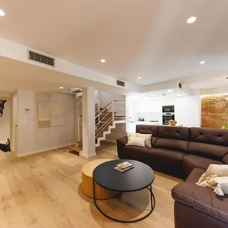 Bravissimo Cort Reial Duplex, Spacious With 3 Bedrooms Girona