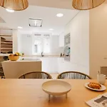 Bravissimo Cort Reial Duplex, Spacious With 3 Bedrooms Apartment Girona