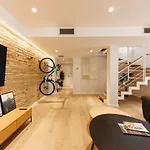 Apartment Bravissimo Cort Reial Duplex, Spacious With 3 Bedrooms *
