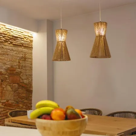 Apartment Bravissimo Cort Reial Duplex, Spacious With 3 Bedrooms Girona