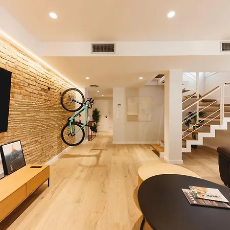 Apartment Bravissimo Cort Reial Duplex, Spacious With 3 Bedrooms *